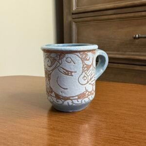 Alternative view of Pretty little bird🐥